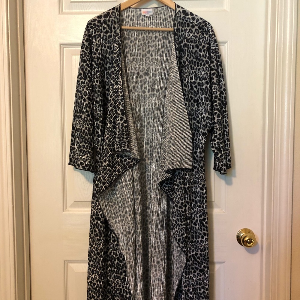 Leopard Print LuLaRoe Shirley